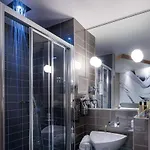 Hotel Apostrophe Paris