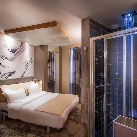 Apostrophe Hotel Parigi