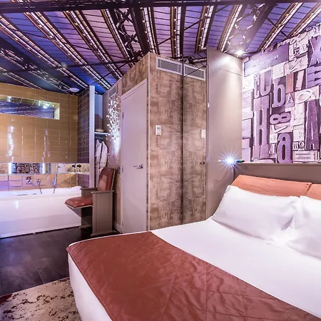 Apostrophe Hotel Parigi