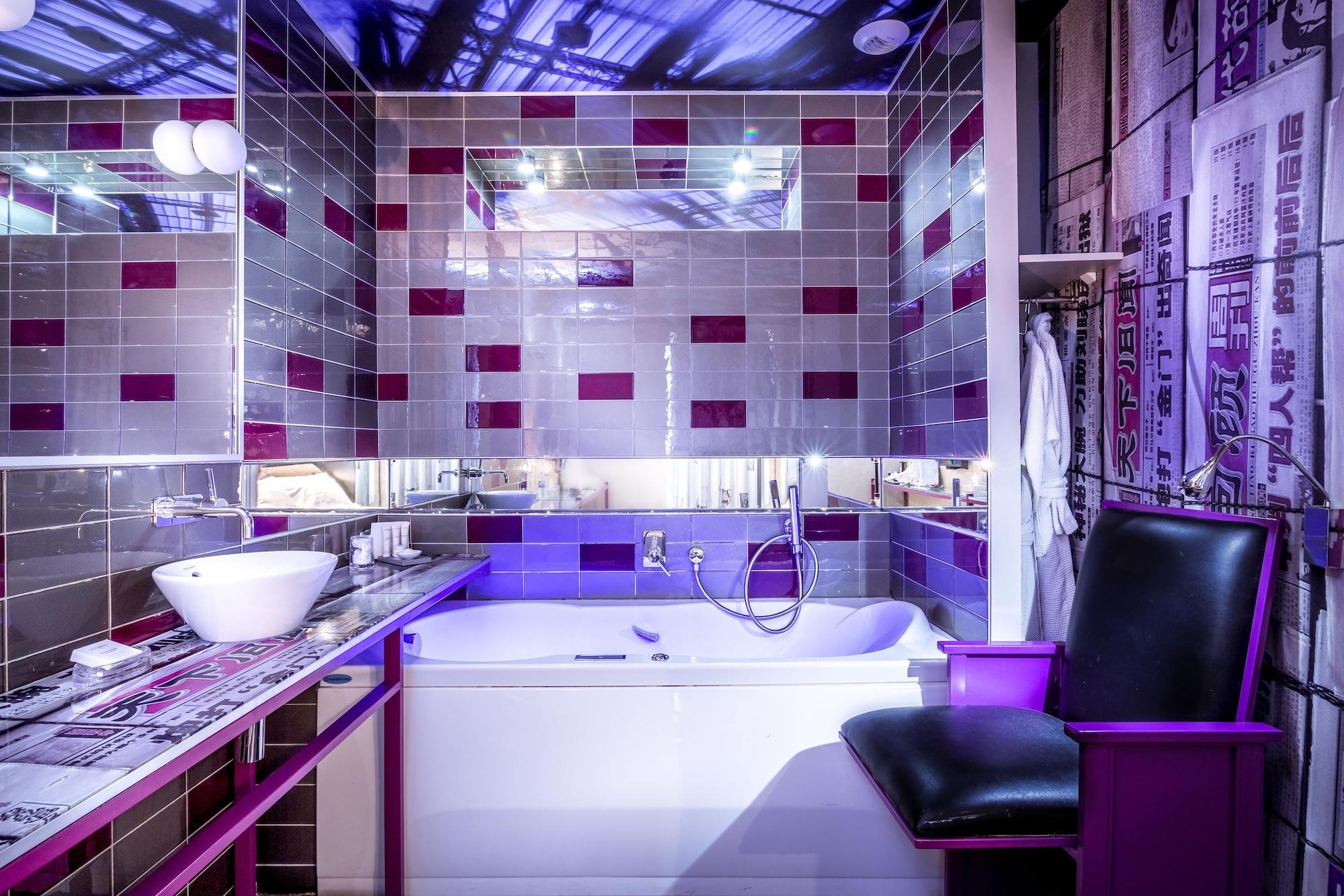 Apostrophe Hotel Parigi