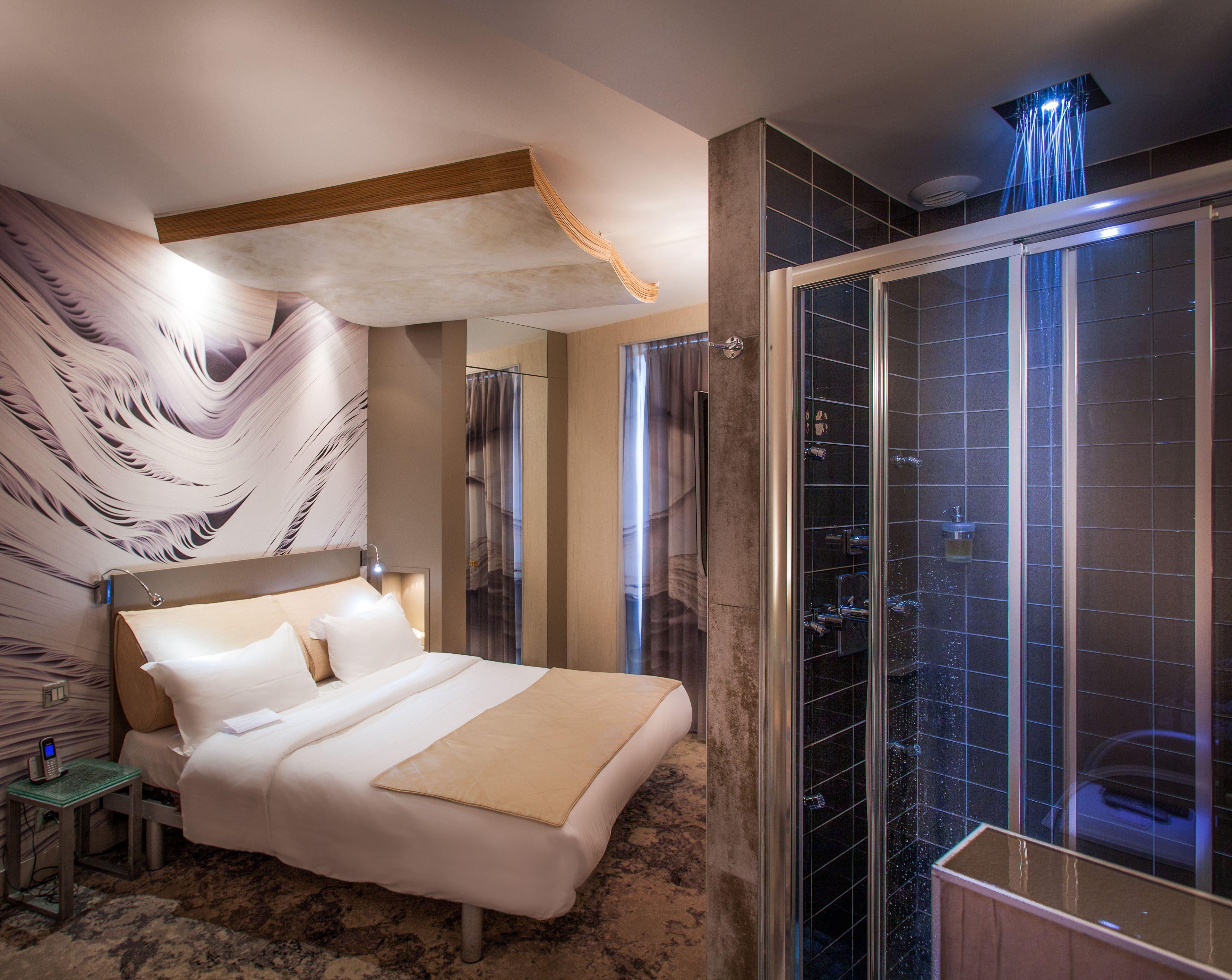 Apostrophe Hotel Parigi