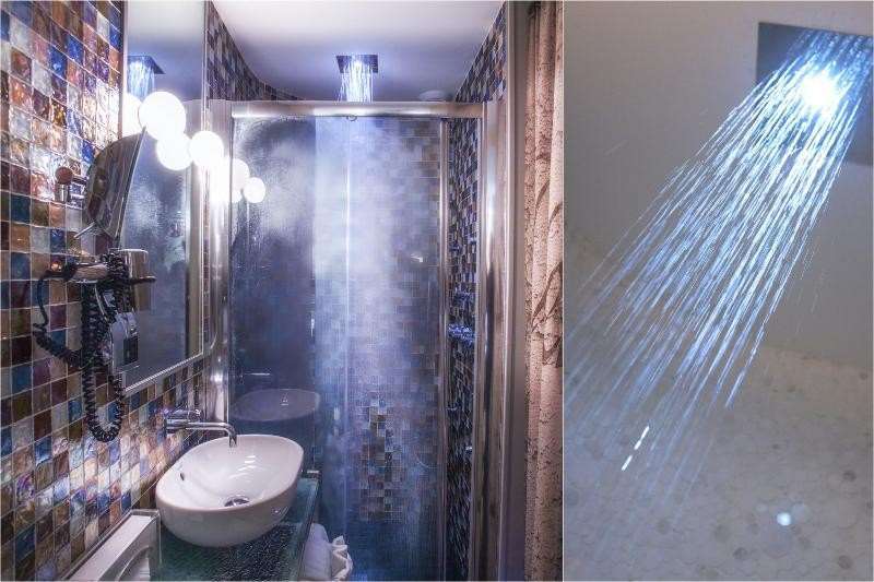 Hotel Apostrophe Parigi